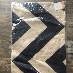 New 16 x22 inch Pottery Barn pillow case